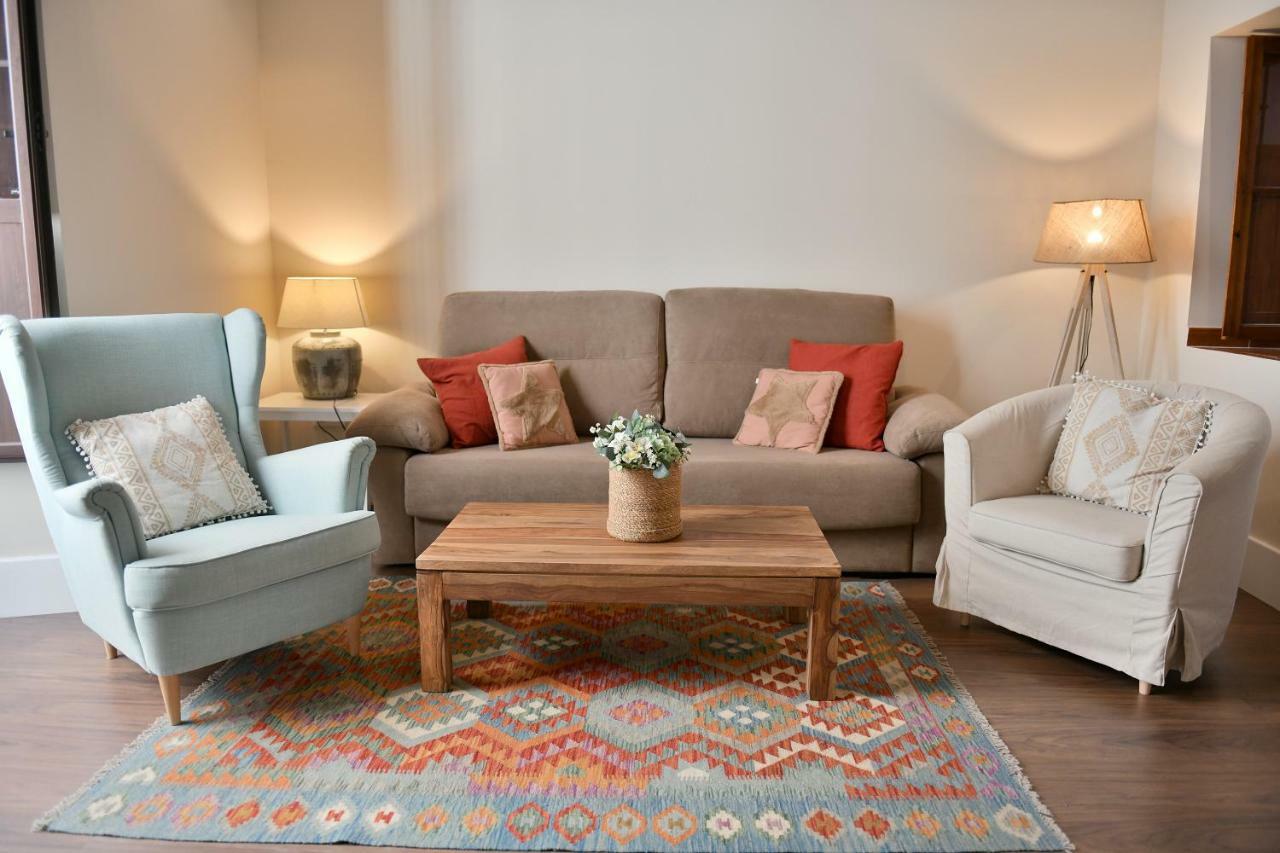 Apartamento Arenal Севиля Екстериор снимка